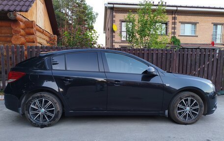 Chevrolet Cruze II, 2012 год, 700 000 рублей, 5 фотография