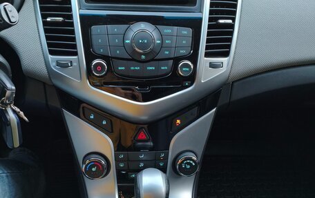 Chevrolet Cruze II, 2012 год, 700 000 рублей, 20 фотография