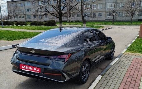 Hyundai Elantra, 2023 год, 2 250 000 рублей, 4 фотография