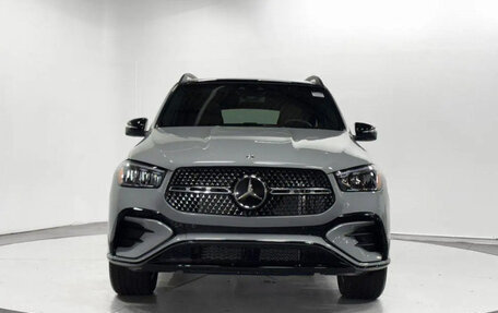 Mercedes-Benz GLE, 2024 год, 9 490 000 рублей, 2 фотография