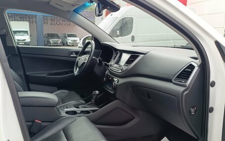Hyundai Tucson III, 2016 год, 1 990 000 рублей, 34 фотография