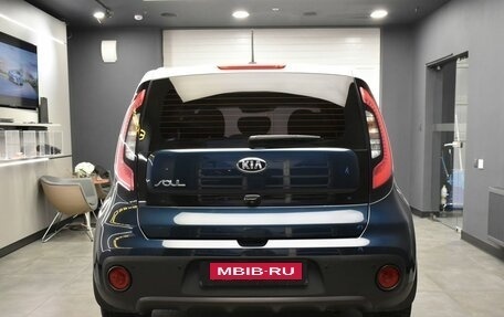 KIA Soul II рестайлинг, 2018 год, 1 625 000 рублей, 5 фотография