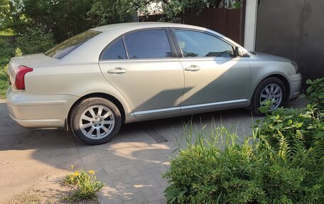 Toyota Avensis III рестайлинг, 2007 год, 750 000 рублей, 2 фотография