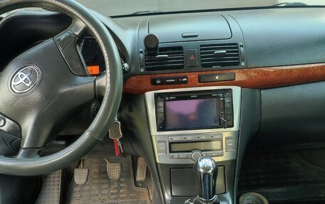 Toyota Avensis III рестайлинг, 2007 год, 750 000 рублей, 7 фотография