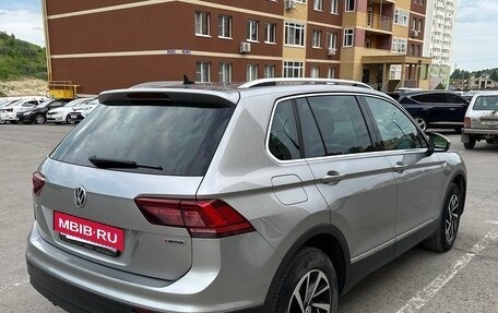 Volkswagen Tiguan II, 2018 год, 2 750 000 рублей, 6 фотография