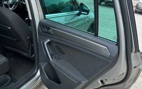 Volkswagen Tiguan II, 2018 год, 2 750 000 рублей, 18 фотография
