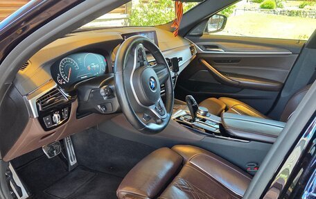 BMW 5 серия, 2018 год, 5 190 000 рублей, 14 фотография