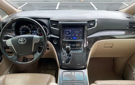Toyota Alphard III, 2012 год, 2 550 000 рублей, 20 фотография