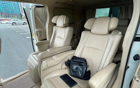 Toyota Alphard III, 2012 год, 2 550 000 рублей, 23 фотография
