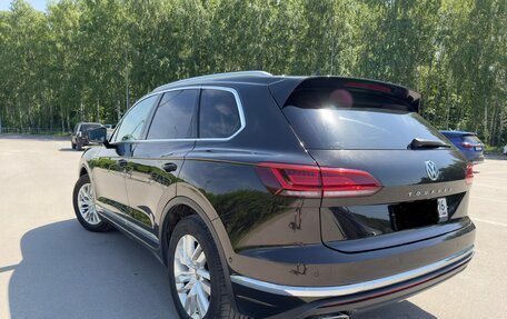 Volkswagen Touareg III, 2018 год, 4 750 000 рублей, 5 фотография