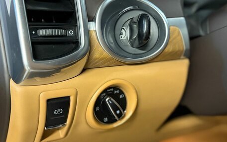 Porsche Cayenne III, 2012 год, 2 500 000 рублей, 20 фотография