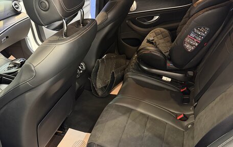 Mercedes-Benz E-Класс, 2019 год, 4 000 000 рублей, 5 фотография