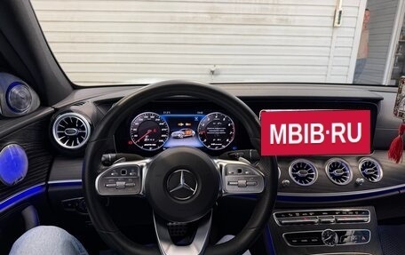 Mercedes-Benz E-Класс, 2019 год, 4 000 000 рублей, 7 фотография