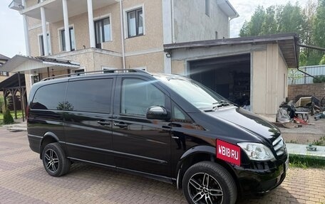 Mercedes-Benz Viano, 2013 год, 2 100 000 рублей, 1 фотография