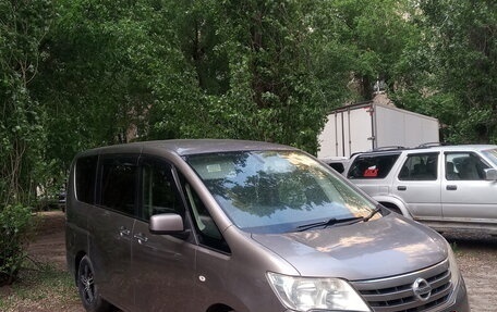 Nissan Serena IV, 2012 год, 850 000 рублей, 3 фотография