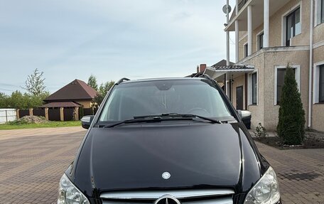 Mercedes-Benz Viano, 2013 год, 2 100 000 рублей, 2 фотография