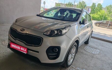KIA Sportage IV рестайлинг, 2018 год, 2 100 000 рублей, 1 фотография