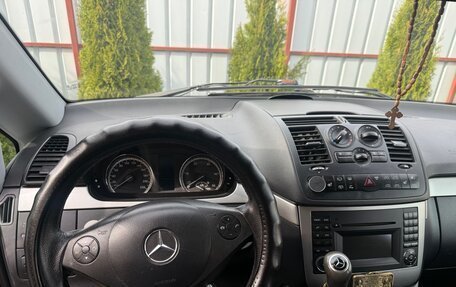 Mercedes-Benz Viano, 2013 год, 2 100 000 рублей, 8 фотография