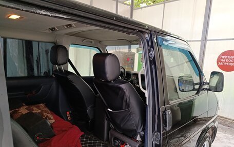 Volkswagen Caravelle T4, 2002 год, 1 100 000 рублей, 13 фотография
