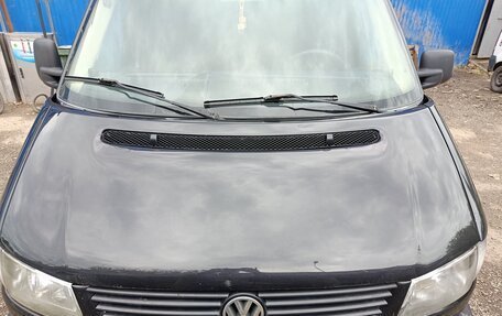 Volkswagen Caravelle T4, 2002 год, 1 100 000 рублей, 7 фотография