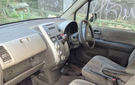 Honda Mobilio I, 2005 год, 220 000 рублей, 17 фотография