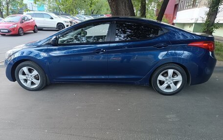 Hyundai Elantra V, 2012 год, 899 000 рублей, 2 фотография