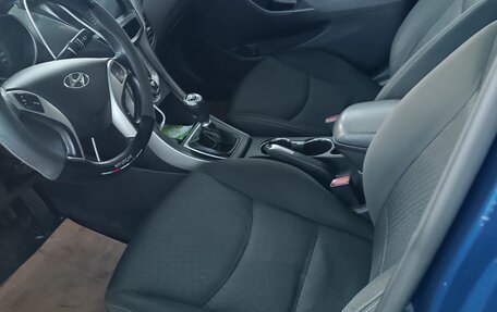 Hyundai Elantra V, 2012 год, 899 000 рублей, 11 фотография