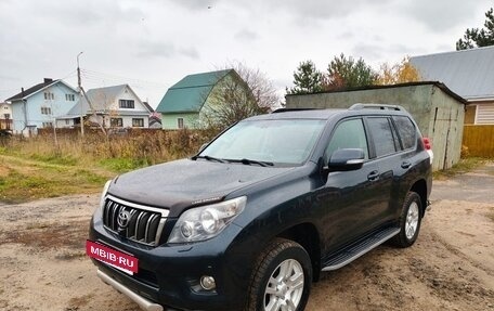 Toyota Land Cruiser Prado 150 рестайлинг 2, 2010 год, 2 350 000 рублей, 2 фотография