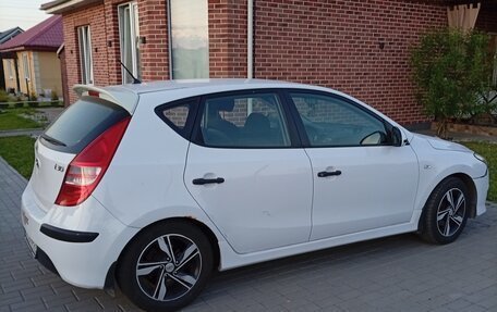 Hyundai i30 I, 2010 год, 710 000 рублей, 3 фотография