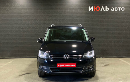 Volkswagen Sharan II, 2012 год, 1 485 000 рублей, 2 фотография