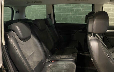 Volkswagen Sharan II, 2012 год, 1 485 000 рублей, 11 фотография