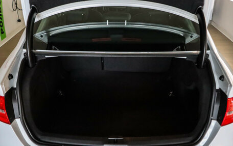 Audi A4, 2014 год, 1 350 000 рублей, 24 фотография