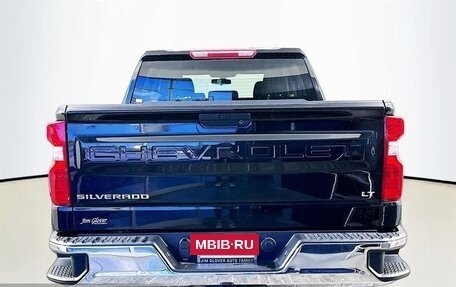 Chevrolet Silverado, 2022 год, 7 500 700 рублей, 4 фотография
