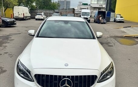 Mercedes-Benz C-Класс, 2017 год, 2 475 000 рублей, 3 фотография