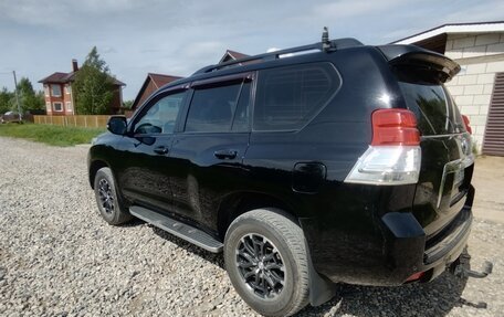 Toyota Land Cruiser Prado 150 рестайлинг 2, 2012 год, 2 600 000 рублей, 6 фотография
