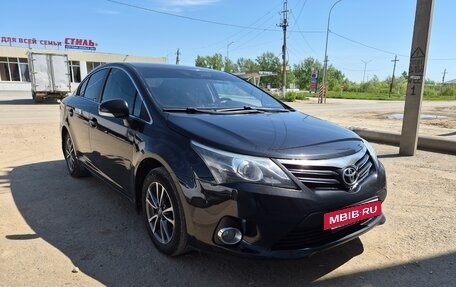 Toyota Avensis III рестайлинг, 2012 год, 1 400 000 рублей, 2 фотография
