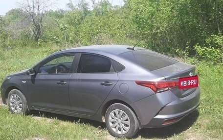 Hyundai Solaris II рестайлинг, 2020 год, 1 230 000 рублей, 2 фотография