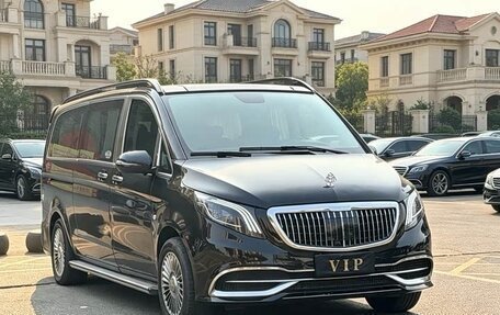 Mercedes-Benz Vito, 2023 год, 5 200 000 рублей, 3 фотография