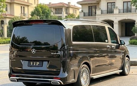Mercedes-Benz Vito, 2023 год, 5 200 000 рублей, 4 фотография