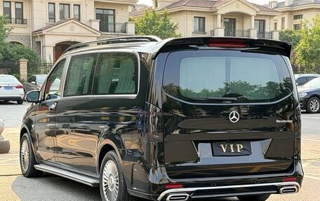 Mercedes-Benz Vito, 2023 год, 5 200 000 рублей, 6 фотография