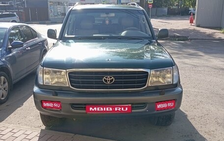 Toyota Land Cruiser 100 рестайлинг 2, 2000 год, 1 100 000 рублей, 1 фотография