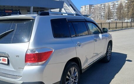 Toyota Highlander III, 2011 год, 1 800 000 рублей, 3 фотография