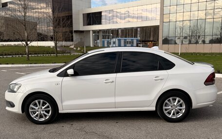 Volkswagen Polo VI (EU Market), 2012 год, 640 000 рублей, 2 фотография