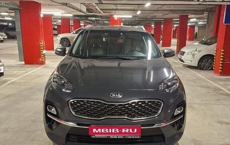 KIA Sportage IV рестайлинг, 2019 год, 2 100 000 рублей, 3 фотография