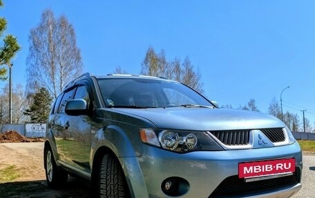 Mitsubishi Outlander III рестайлинг 3, 2008 год, 1 199 000 рублей, 3 фотография