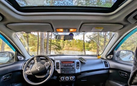 Mitsubishi Outlander III рестайлинг 3, 2008 год, 1 199 000 рублей, 19 фотография