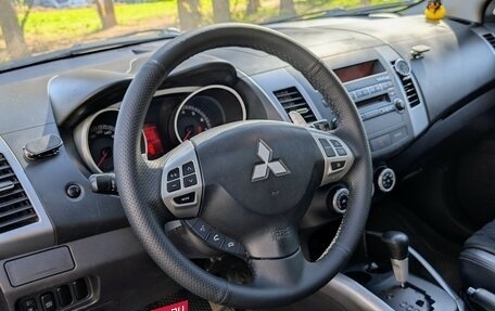 Mitsubishi Outlander III рестайлинг 3, 2008 год, 1 199 000 рублей, 12 фотография