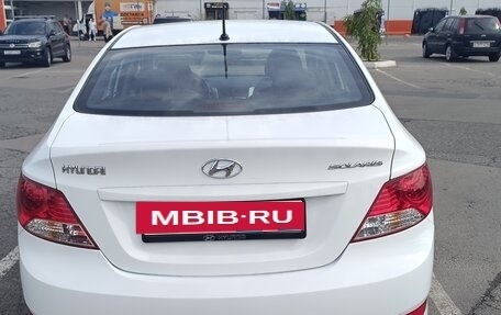 Hyundai Solaris II рестайлинг, 2013 год, 950 000 рублей, 36 фотография