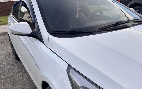 Hyundai Solaris II рестайлинг, 2014 год, 750 000 рублей, 13 фотография