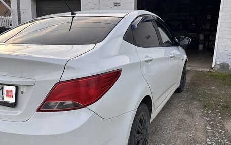 Hyundai Solaris II рестайлинг, 2014 год, 750 000 рублей, 16 фотография